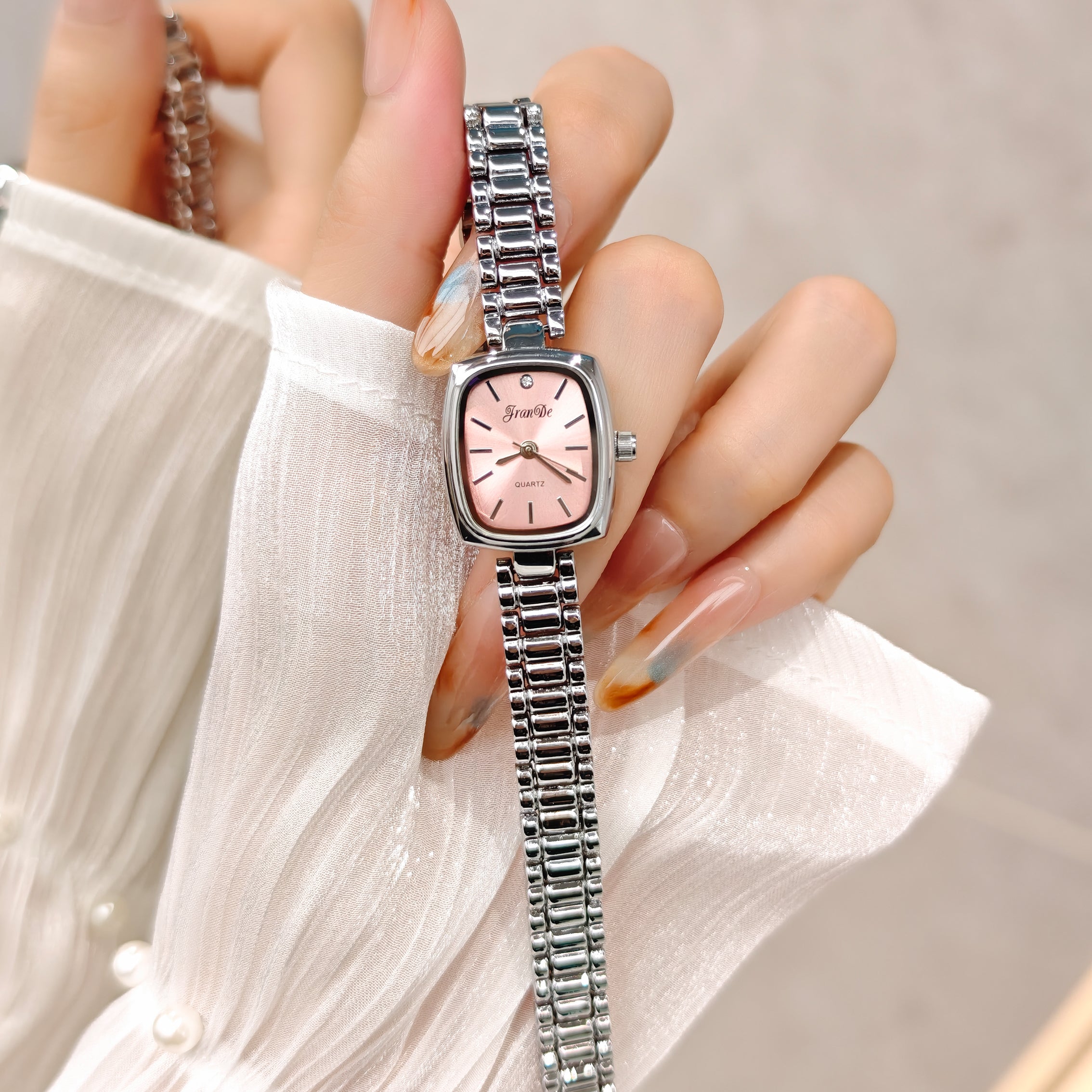 JRANDE H1702L Quartz Watches Stainless Steel Water Resistant